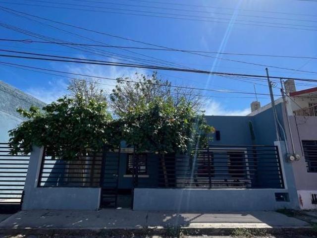 CENTRO DE MERIDA CASA AMUEBLADA EN VENTA 2 HABITACIONES POR MEJORADA