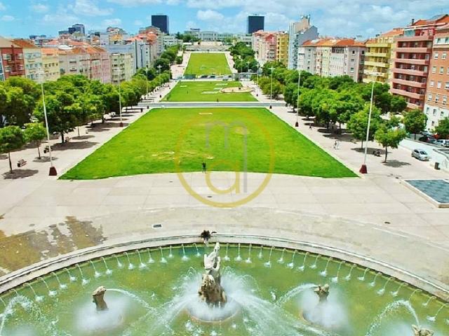 CENTRO LISBOA / Bº ACTORES na ALAMEDA AF. HENRIQUES ap. T1 mobilado Lisboa › Areeiro