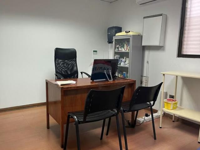 Centro médico funcionando en san miguel | 1 dormitorios por 25000.00 en San Miguel