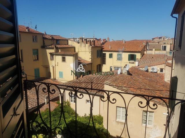 CENTRO STORICO 6 vani 135mq