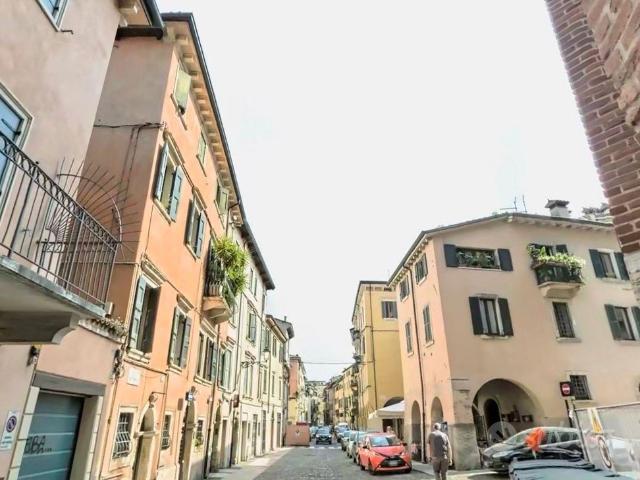 CENTRO STORICO VERONA MONOLOCALE