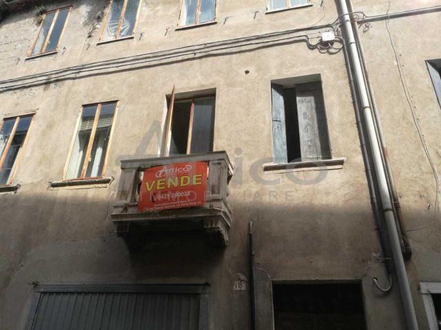 Centro storico RO 20 vani 650mq