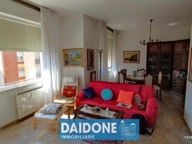 CENTRO RESIDENZIALE 5 vani 123mq