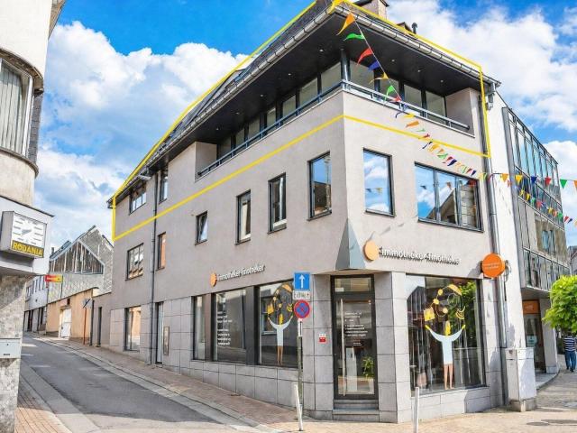 Centraal en ruim gelegen appartement met 2 slaapkamers