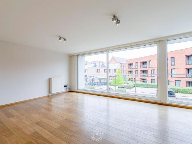 Centraal gelegen appartement met veel lichtinval