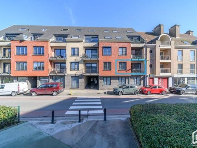 Centraal gelegen appartement te Nieuwerkerken
