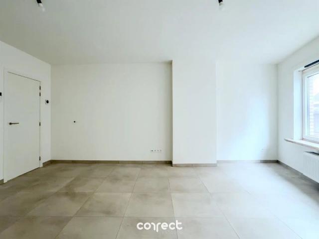 Centraal gelegen appartement te Gistel