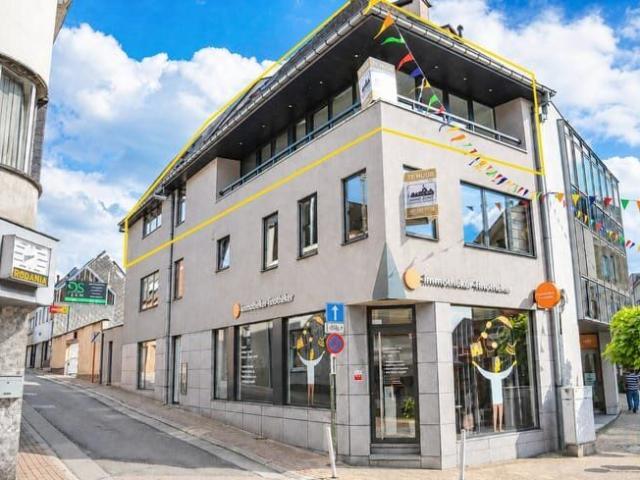 Centraal gelegen appartement 128m² met 1 slaapkamer en een