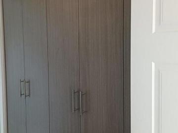 Centraal gelegen duplex appartement met 2 slaapkamers