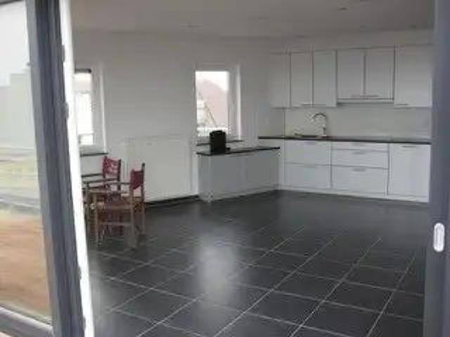 Centraal gelegen ruim appartement TE HUUR op JAARBASIS