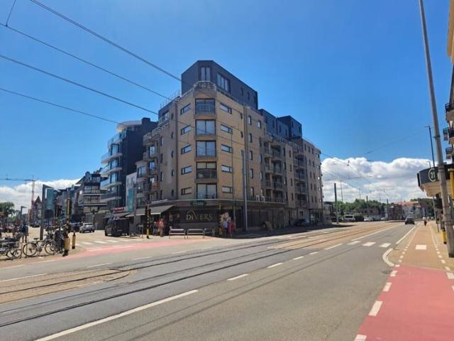 Centraal gelegen ruim appartement TE HUUR op JAARBASIS
