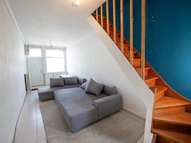 Centraal gelegen woning te Wakken!
