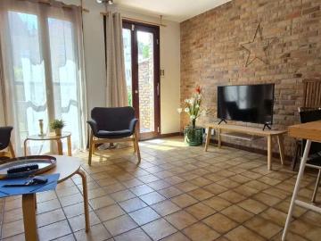 Centraal gelegen woning bel etage met 2 slpk en terras
