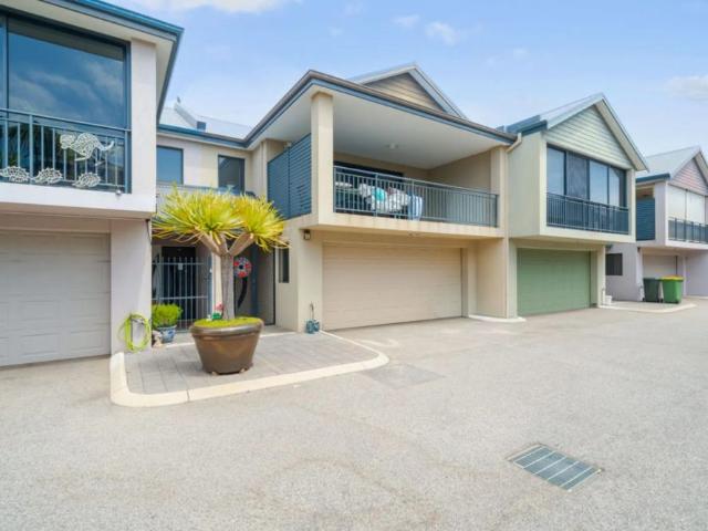 Central Mandurah Living