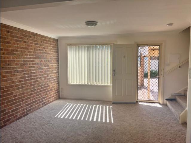 Central Nowra Living