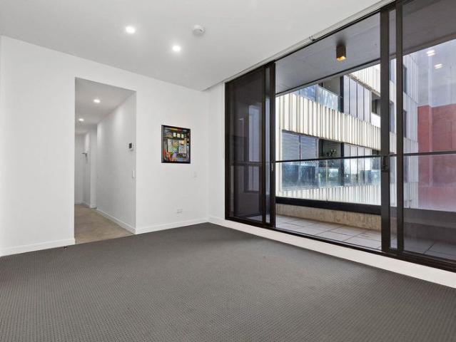 Central One Bedroom Apartment on Bridge Road