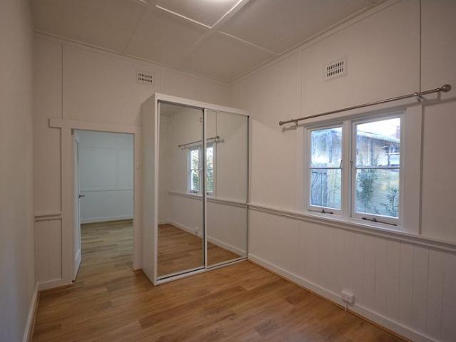 Central One Bedroom Flat