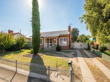 Central Opportunity Near GV Health Live or Invest