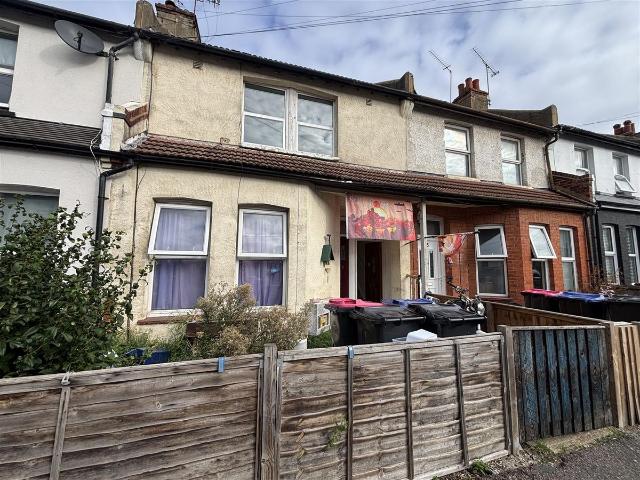 Central Avenue, Southend On Sea SS2, 1 bed flat to rent, £950 pcm | PrimeLocation