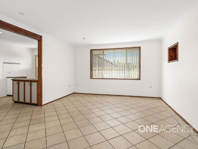 CENTRAL AND LOW MAINTENANCE LIVING IN THE HEART OF NOWRA