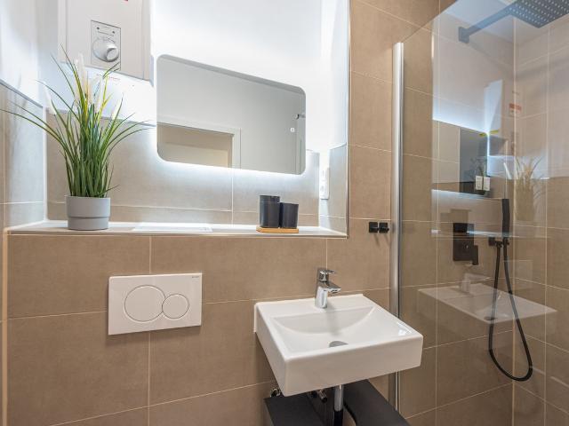 Central and new apartment in the city of Essen, Essen Amsterdam Apartments for Rent