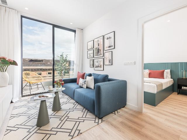 Central apartment with stunning balcony view