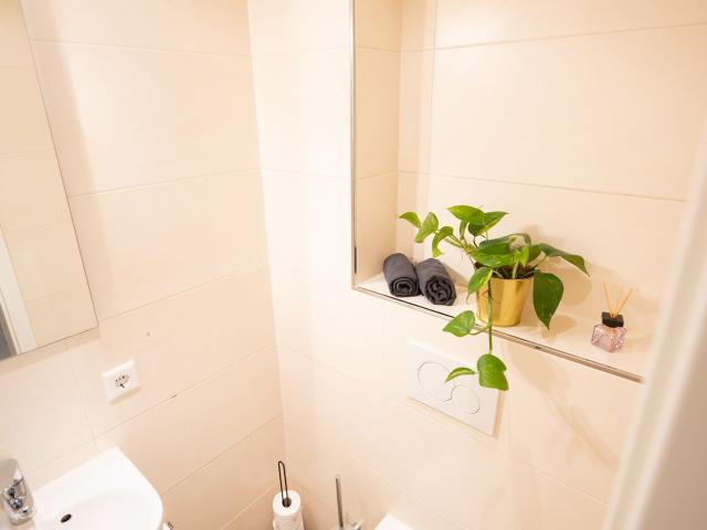 Central Apartment Balcony Premium Kitchen, Bielefeld Amsterdam Apartments for Rent
