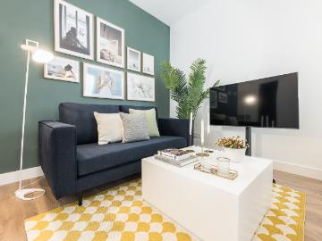 Central apartment for rent with contemporary design