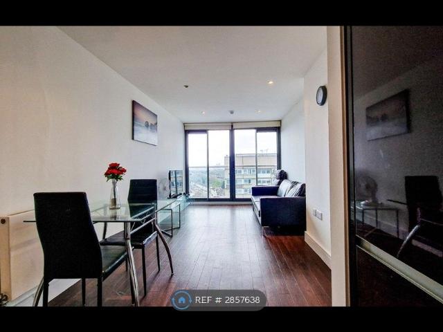 Central Apartments, Wembley HA9, 1 bed flat to rent, £1,750 pcm | PrimeLocation
