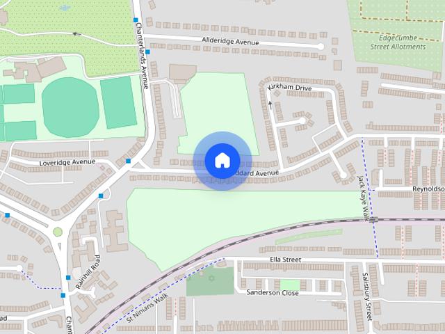 Central but secluded family house with garden