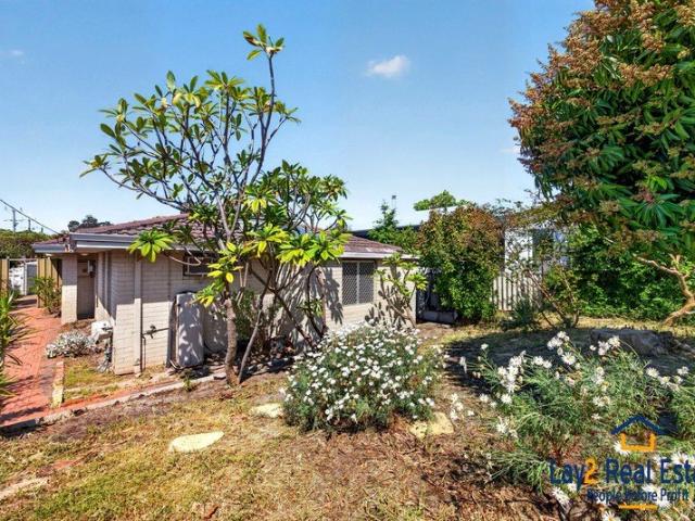 CENTRAL BAYSWATER 121 WHATLEY CRESCENT, BAYSWATER WA 6053