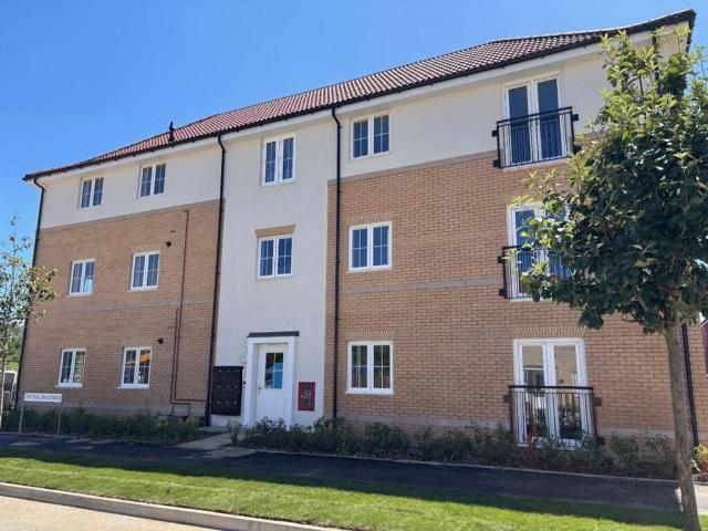 Central Boulevard, Aylesham, CT3 1 bed flat to rent £1,100 pcm £254 pw