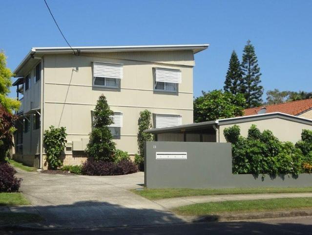 Central Caloundra, newly renovated unit