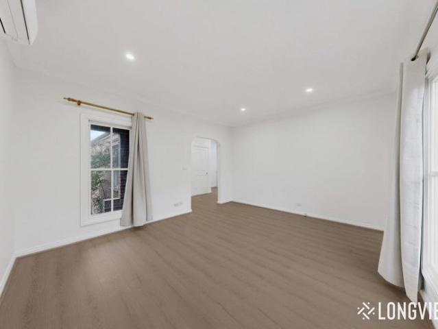 Central Camberwell Junction Newly Renovated Charm