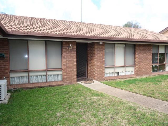 Central CBD Location