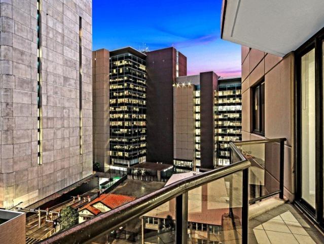 Central CBD Parramatta Locale, Walk To Everything