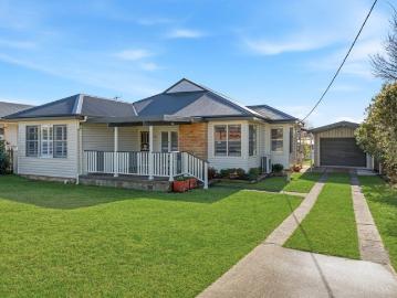 Central, comfortable and space for the whole family!