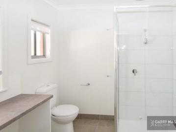 CENTRAL & COMFORTABLE THE PERFECT PLACE TO CALL HOME