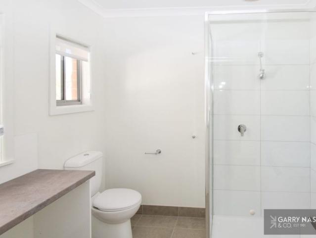 CENTRAL & COMFORTABLE THE PERFECT PLACE TO CALL HOME
