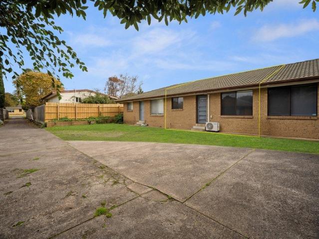 Central Convenience, Easy Living
