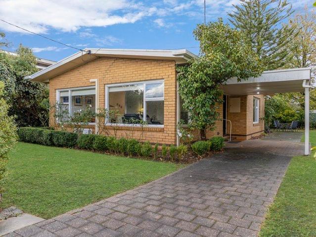 Central Convenience with Investment Appeal