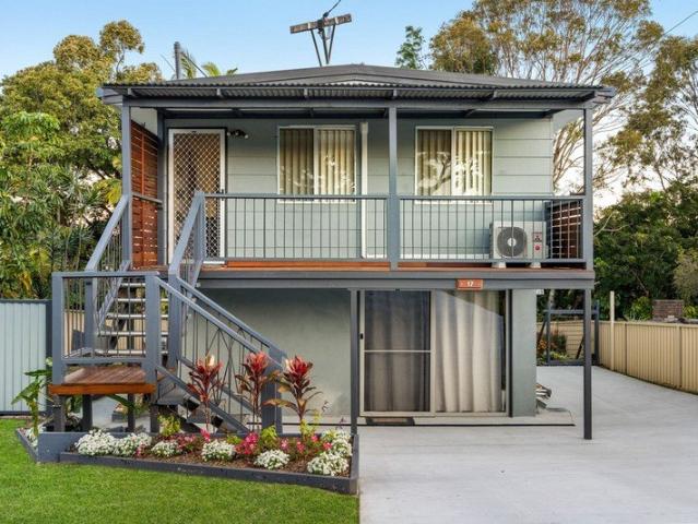 Central, Convenient & Full of Potential Split Level Family Home on a Generous Block!