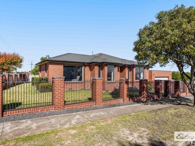 Central executive home
