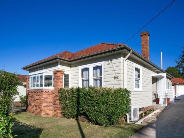 Central East Maitland Gem with Space, Style & Convenience!