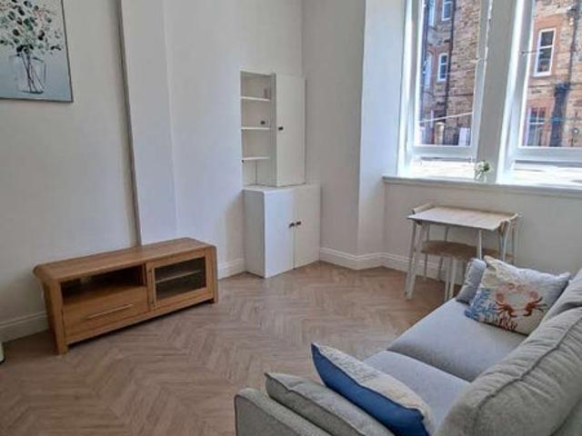 Central Edinburgh 2 Bedroom Flat, Rooftop & Garden