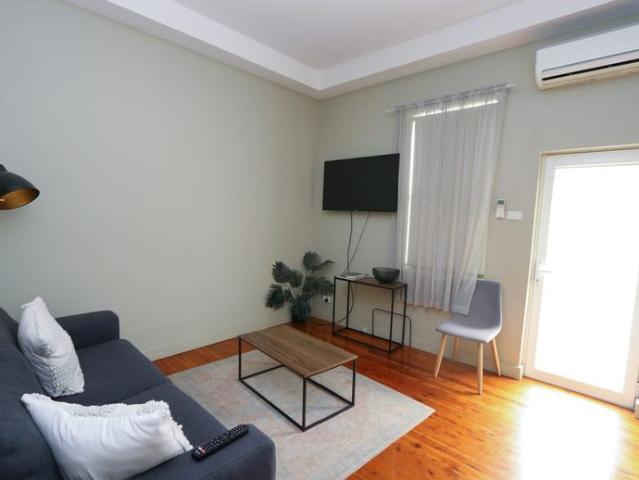 Central & Fully Furnished!