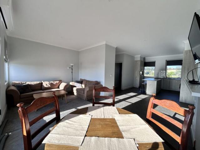 Central Furnished 2 Bedroom Apartment