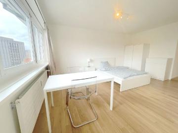 CENTRAL – FURNISHED – ATTRACTIVE