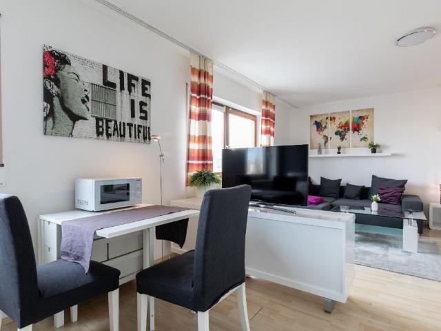 Central flat, clean and quiet!, Munchen Amsterdam Apartments for Rent