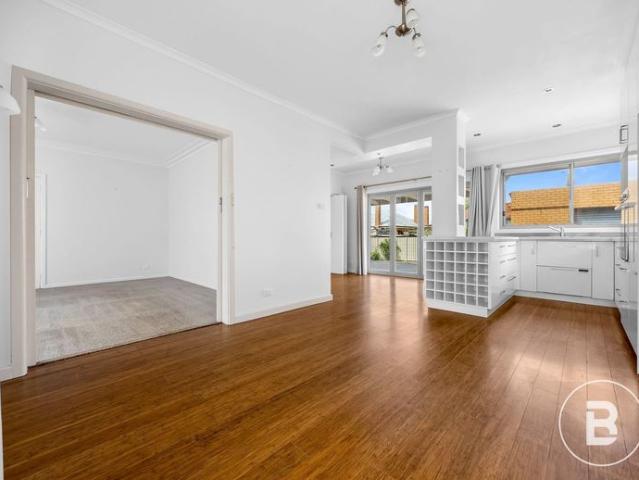 CENTRAL FOUR BEDROOM PROPERTY IN BALLARAT